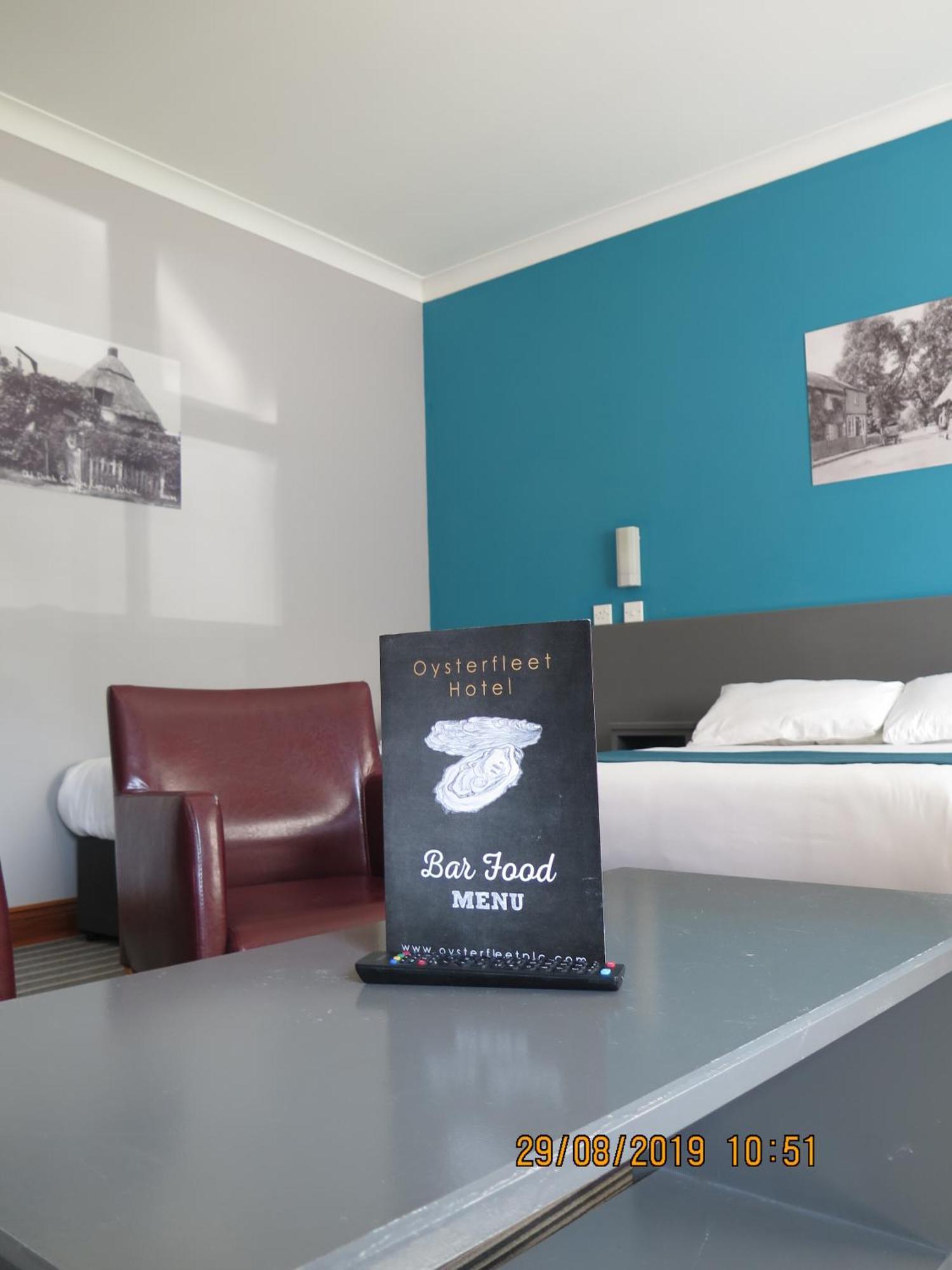 Oyster Fleet Hotel Canvey Island Zewnętrze zdjęcie