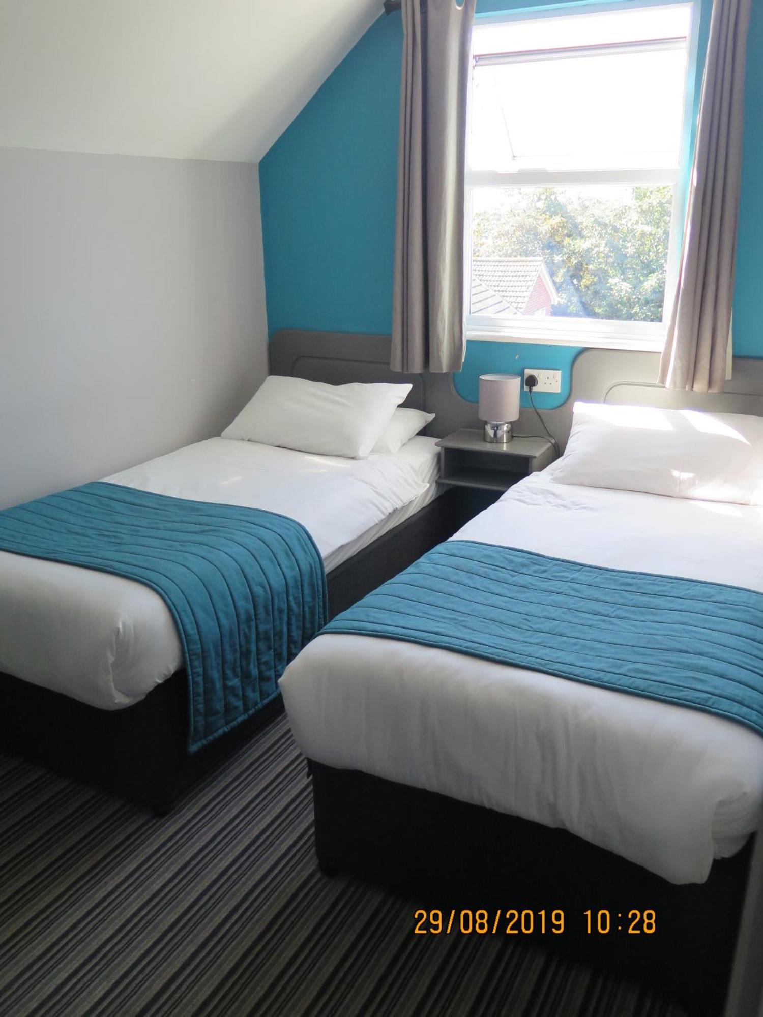 Oyster Fleet Hotel Canvey Island Zewnętrze zdjęcie